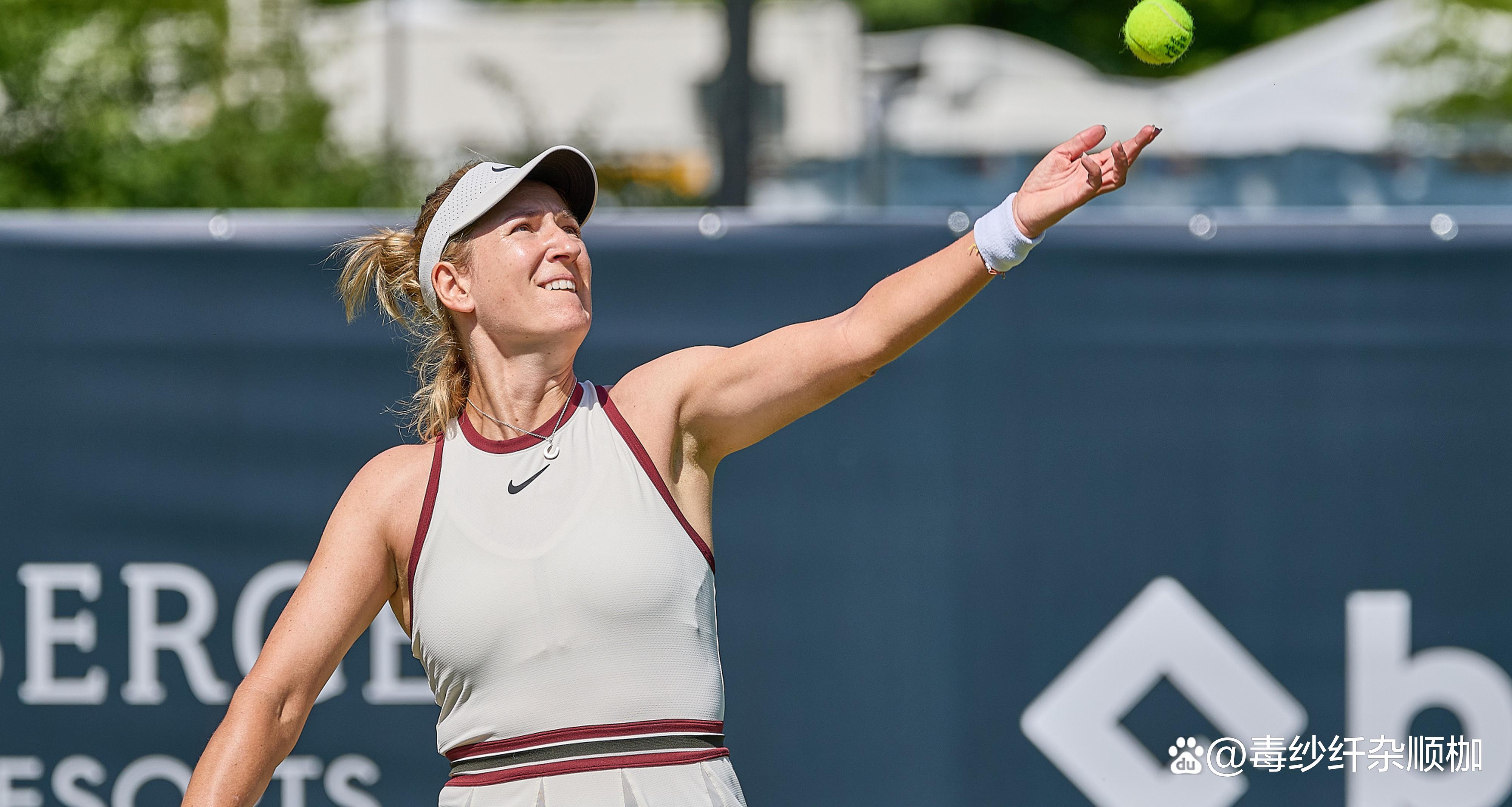 险胜首场状态出色，利物浦观众沸腾！，阿扎伦卡重返赛场赛场气氛高涨的简单介绍