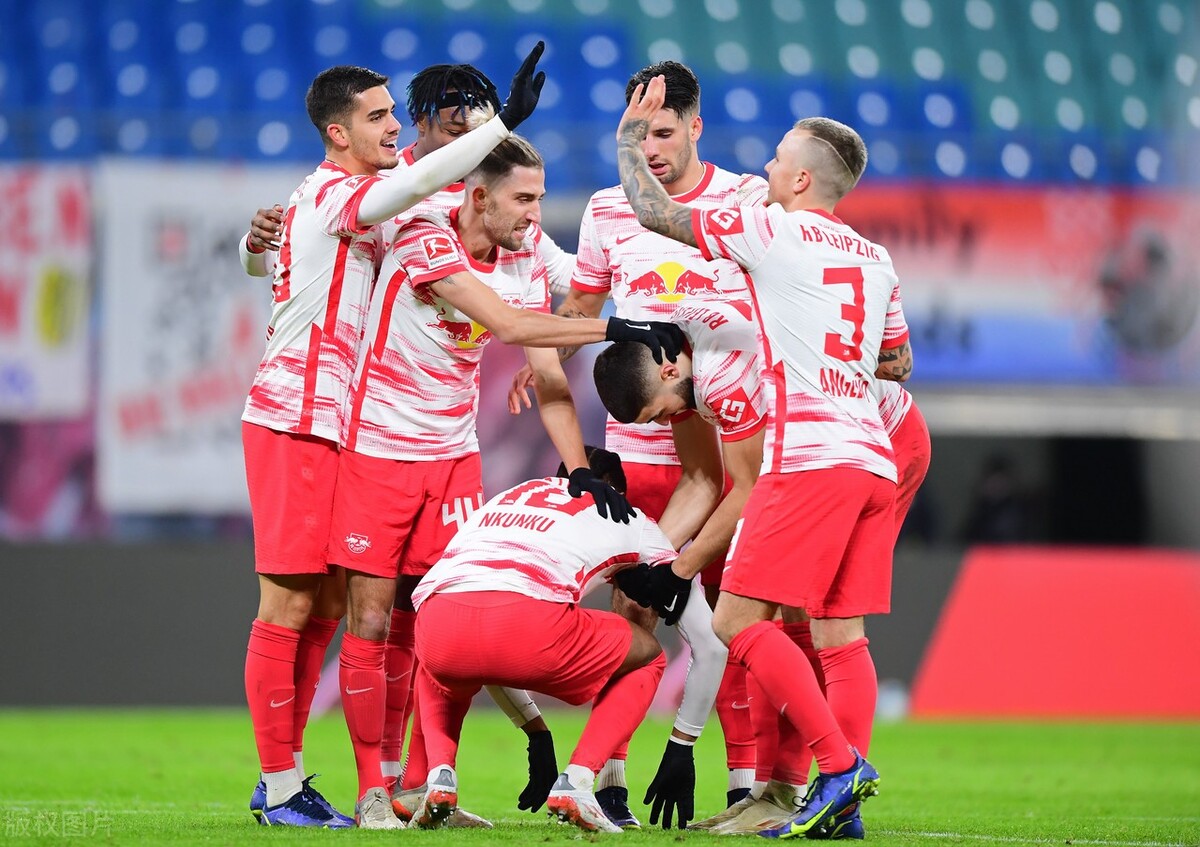 关于国际比赛日德甲焦点战;托特纳姆状态回暖;目标明确;更衣室氛围转暖的信息 关于国际比赛日德甲焦点战;托特纳姆状态回暖;目标明确;更衣室氛围转暖的信息